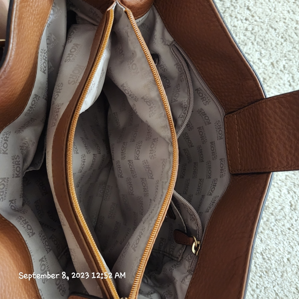 Michael Kors Hamilton Satchel - Picture 4 of 5